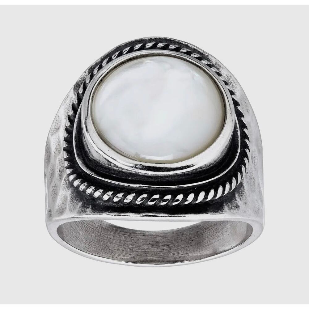 Silpada 'pearlized' Natural Mother of Pearl Ring